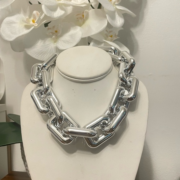 GOLD STATEMEANT AUTUMN NECKLACE - Picture 6 of 8